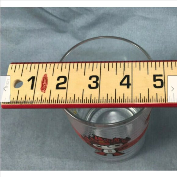 2008 McDonalds Beijing Olympics Red HuanHuan Cycling 16 oz Glass Collectable - Picture 3 of 9